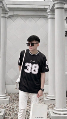 Áo Thun Unisex Tone Đen Minimal